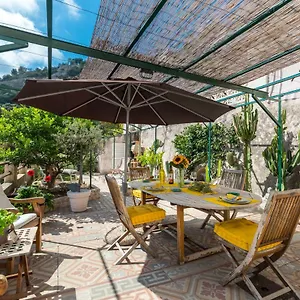 https://la-maison-des-vacances.fr-provencehotel.com